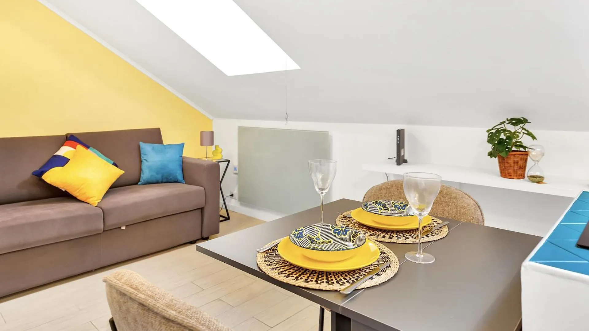 Apartament Duomo - Bright Gateway Downtown Mediolan